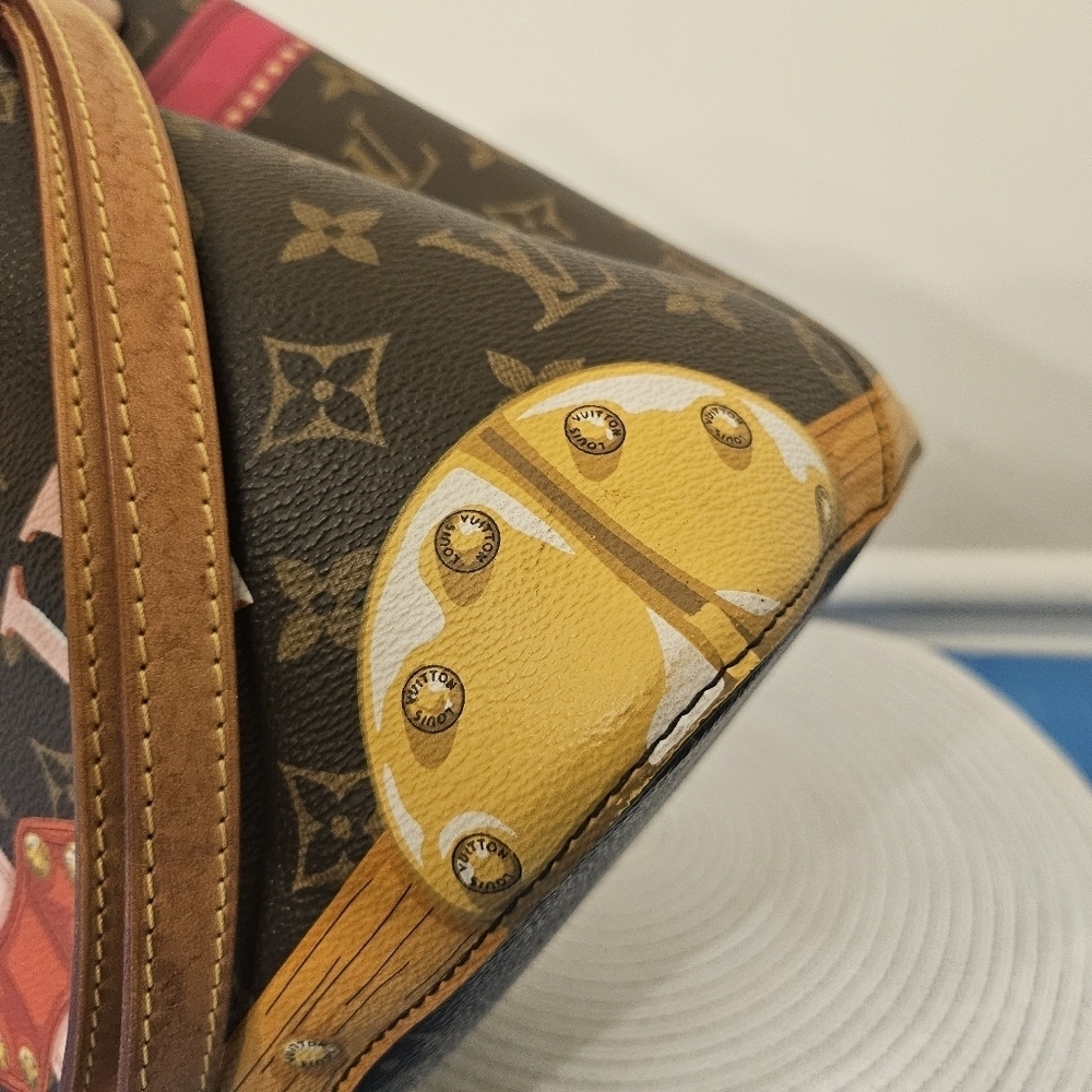 👜 Louis Vuitton NeoNoé Trompe L’Oeil – Limited Edition 2018 - Picture 12 of 16